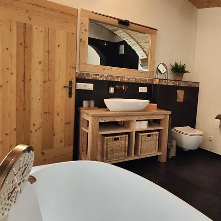 Apartment Gewoelbe-chalet Am Schoeberlhof