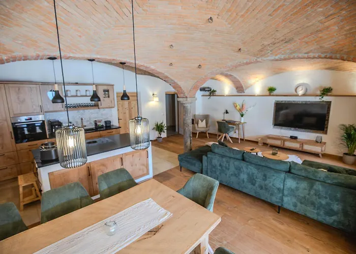 Gewoelbe-chalet Am Schoeberlhof Lejlighed Eiselfing